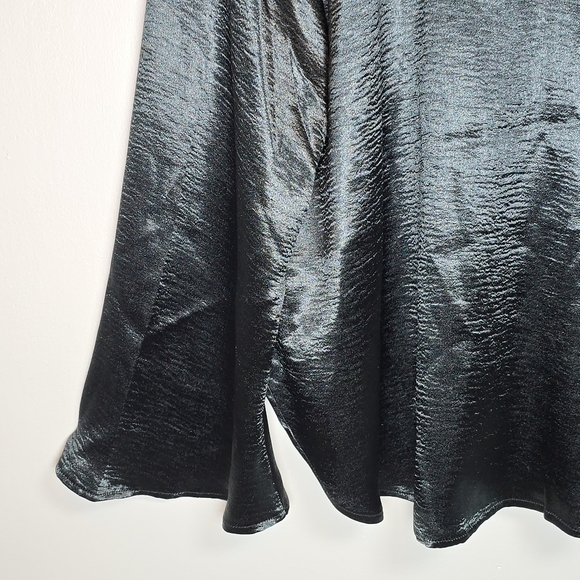 Ava & Viv Women's Black Satin V-Neck Top Long Bell Sleeves 2X Glam Whimsigoth - Picture 14 of 15